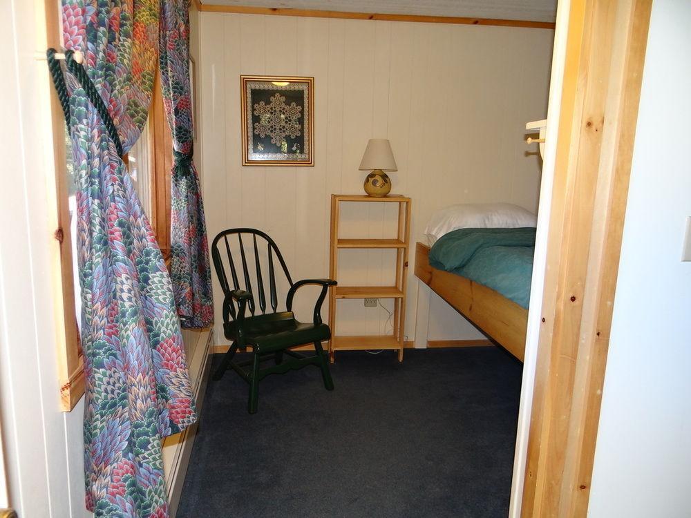 Blue Gentian Lodge At Magic Mountain Londonderry エクステリア 写真